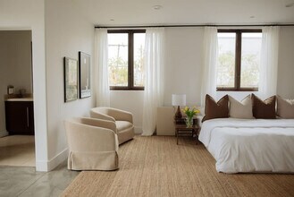 7494 Santa Monica Blvd-Unit -ID1054145P in West Hollywood, CA - Building Photo - Building Photo