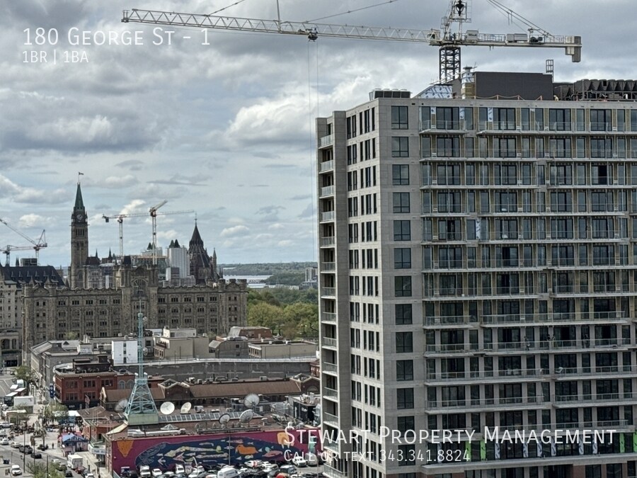 180 George St in Ottawa, ON - Building Photo