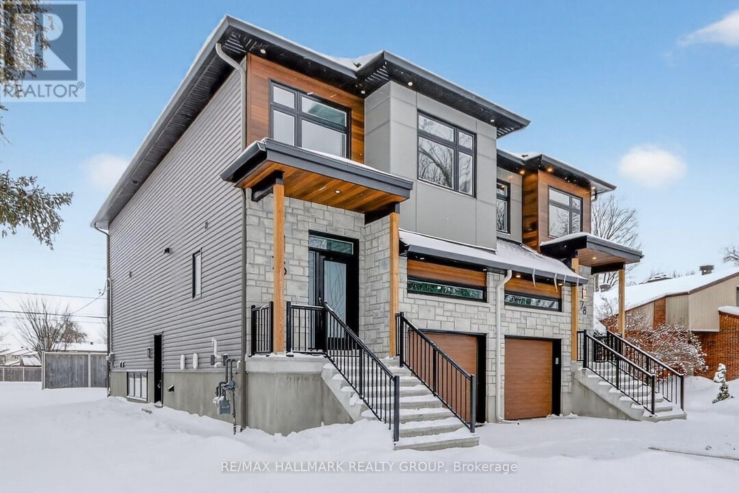 76 Burnetts Grove Cir in Ottawa, ON - Building Photo