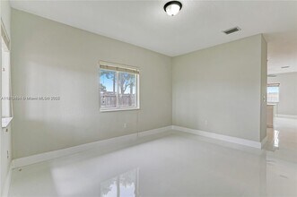709 SE 14th Pl in Homestead, FL - Building Photo - Building Photo