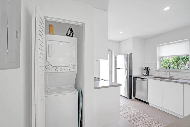 property at 625 NE 13th Ave