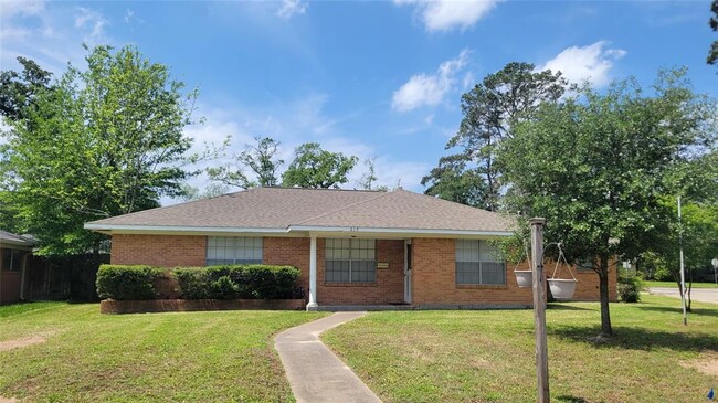 property at 215 Pine Shadow Dr
