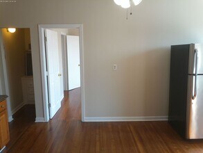 2343 Barnum Ave in Stratford, CT - Building Photo - Building Photo
