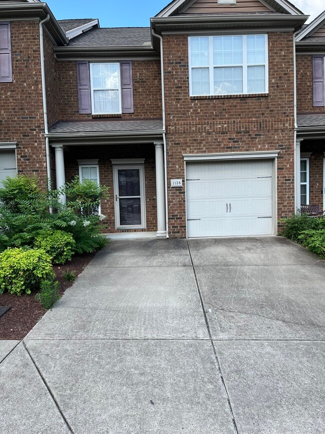 1126 Thorncrest Rd in Nashville, TN - Building Photo - Building Photo