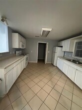 227 S Brownell St in La Porte, TX - Building Photo - Building Photo