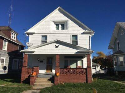 property at 2236 S Arch Ave