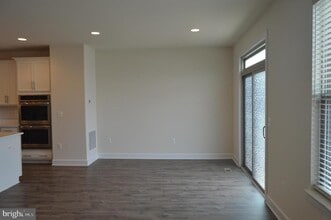 9867 Gillum Wy in Manassas, VA - Building Photo - Building Photo