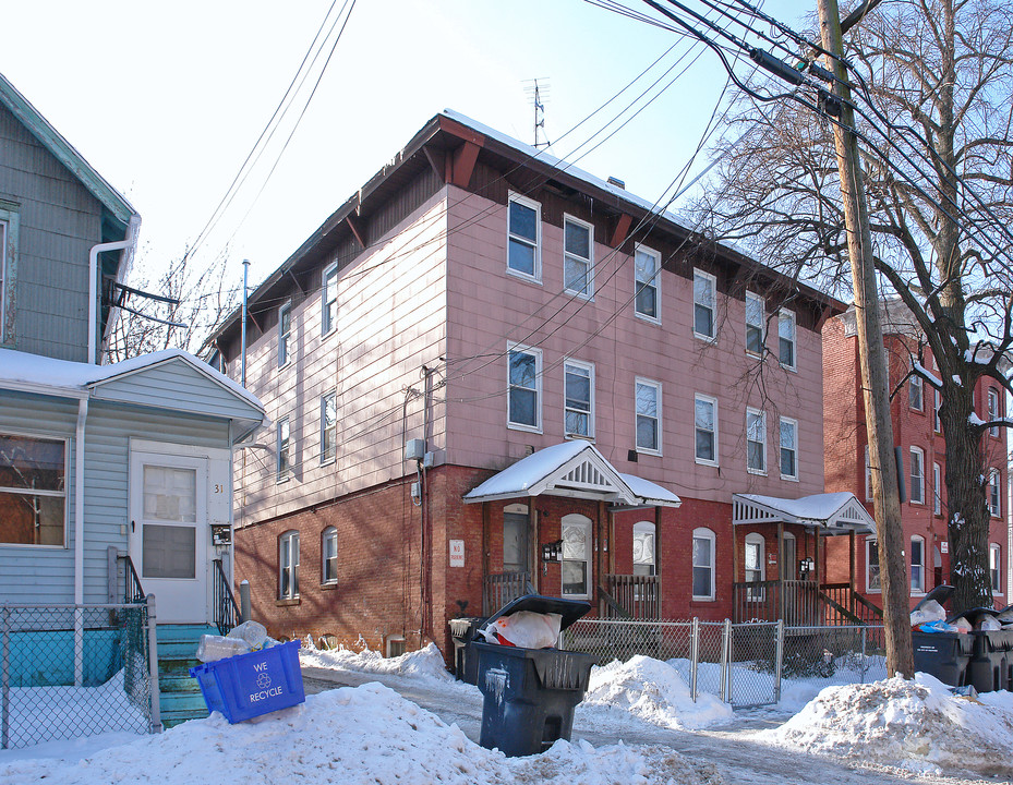 33-35 Elliott St in Hartford, CT - Foto de edificio