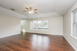 21035 Rivershadows Ln in Spring, TX - Building Photo - Building Photo