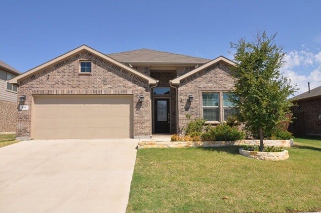 548 Dunster Ln in Saginaw, TX - Building Photo - Building Photo
