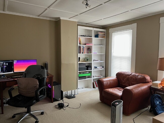 9 Holly St in Concord, NH - Building Photo - Building Photo