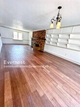 8602 W 84th St in Overland Park, KS - Building Photo - Building Photo