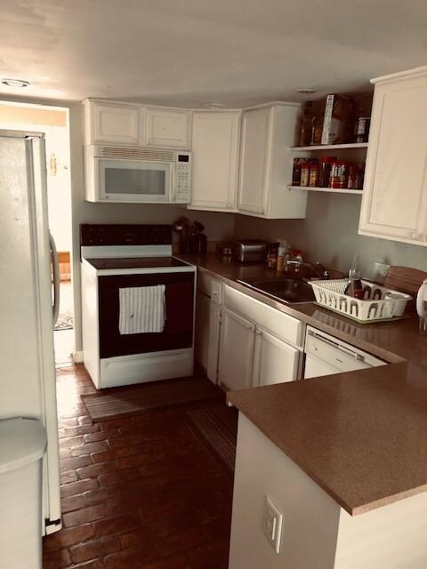 21867 Hidden Rivers Dr S in Southfield, MI - Building Photo - Building Photo