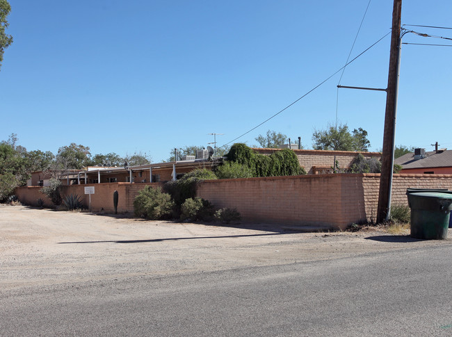 3250-3258 N Tyndall Ave in Tucson, AZ - Foto de edificio - Building Photo