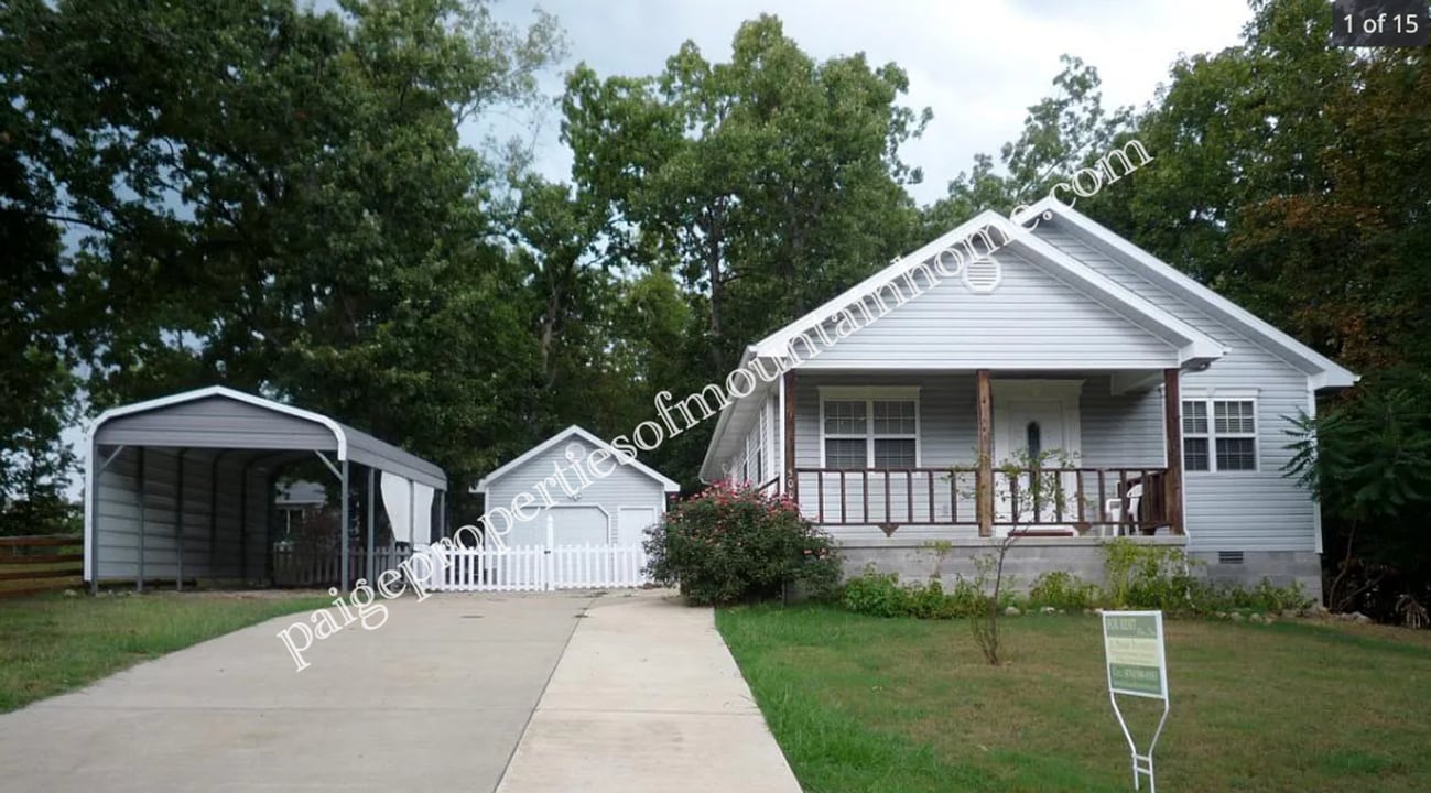 500 Locust Ave in Bull Shoals, AR - Foto de edificio