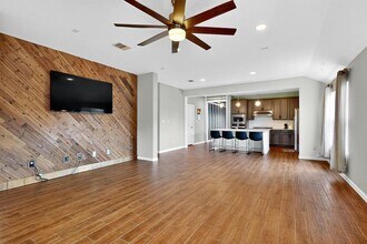 11812 Carrizo Spgs Path in Manor, TX - Building Photo - Building Photo