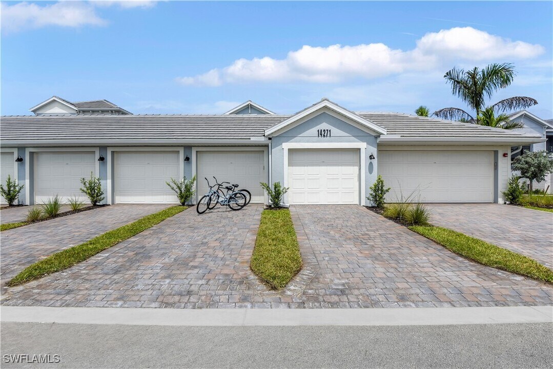 14271 Heritage Landing Blvd in Punta Gorda, FL - Building Photo