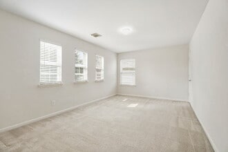 2606 Midnight Star Cir in Friendswood, TX - Building Photo - Building Photo