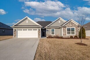 4919 Kenora Dr in Columbia, MO - Building Photo