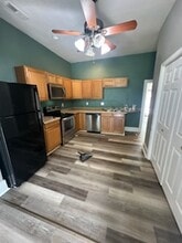 418 S Sycamore St in Ottawa, KS - Building Photo - Building Photo