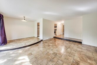1250 Park Ave W in Highland Park, IL - Building Photo - Building Photo