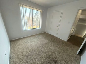 3582 Pershall Rd in Ferguson, MO - Building Photo - Building Photo