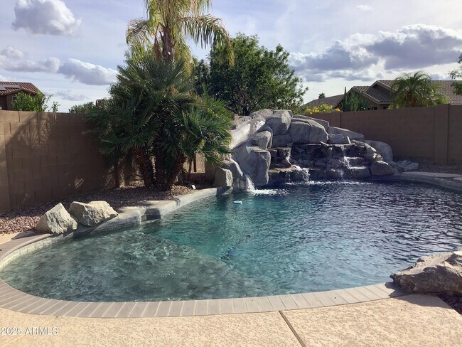 3849 E Wildhorse Dr in Gilbert, AZ - Building Photo - Building Photo