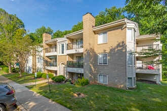 Poplar Glen in Columbia, MD - Building Photo - Building Photo
