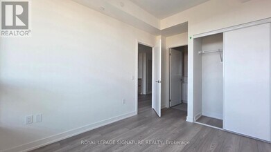 110 Broadway Ave in Toronto, ON - Building Photo - Building Photo