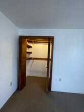 323 N Fairfax Ave in Sioux Falls, SD - Building Photo - Building Photo