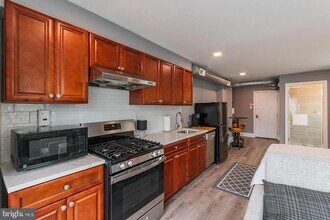 1620 Mt Vernon St in Philadelphia, PA - Building Photo - Building Photo