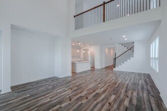 15135 Wild Gully Wy in Conroe, TX - Foto de edificio - Building Photo