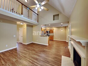 1617 E Blairmont Dr in Lebanon, TN - Building Photo - Building Photo