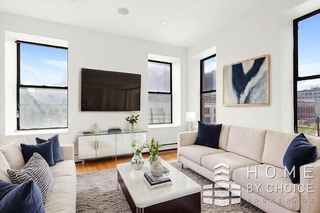 101 W 126th St in New York, NY - Building Photo - Building Photo