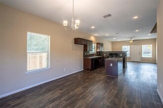 8530 Homewood Ln in Houston, TX - Building Photo - Building Photo