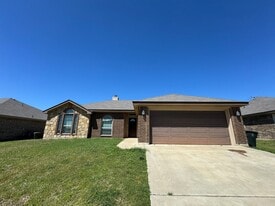 6109 Newcastle Dr in Killeen, TX - Building Photo