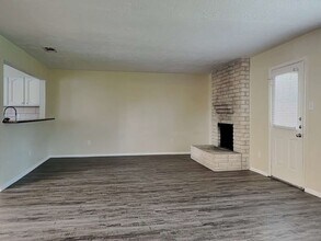 14234 Montaigne Dr in Cypress, TX - Building Photo - Building Photo