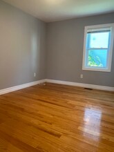 15 Lewis Ave in Norwood, MA - Building Photo - Building Photo