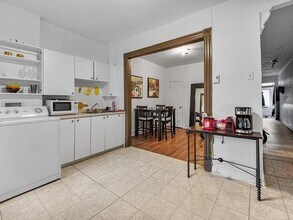 Adam 2 in Montréal, QC - Building Photo - Interior Photo
