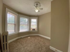 1660 Bruce Ave, Unit 2 in Cincinnati, OH - Building Photo - Building Photo
