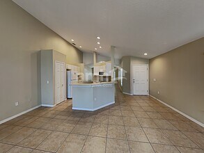4905 70th St E in Palmetto, FL - Building Photo - Building Photo
