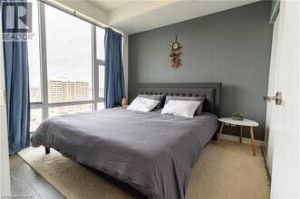 85 Duke St W in Kitchener, ON - Building Photo - Building Photo