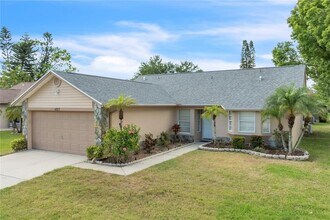 4017 103rd Ave in Clearwater, FL - Building Photo - Building Photo
