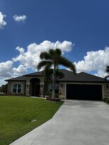 4240 NW 31st Terrace in Cape Coral, FL - Building Photo