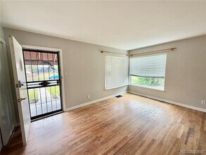 3201 S Holly St in Denver, CO - Building Photo - Building Photo