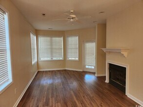 33 Golf View Ct in Pawleys Island, SC - Building Photo - Building Photo