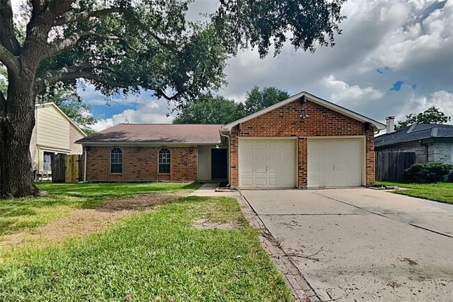 property at 10010 Crescent Moon Dr