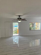 18111 NW 68th Ave in Hialeah, FL - Building Photo - Building Photo