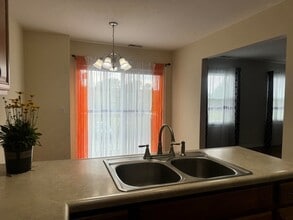 5602 Tinder, Unit 4 in Rolling Meadows, IL - Building Photo - Building Photo