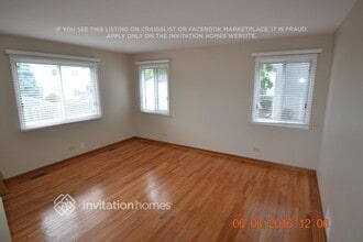 328 Christine Ln in Hainesville, IL - Building Photo - Building Photo